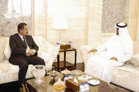 ولي عهد دولة الإمارات العربية المتحدة لدى لقائه د. مجور